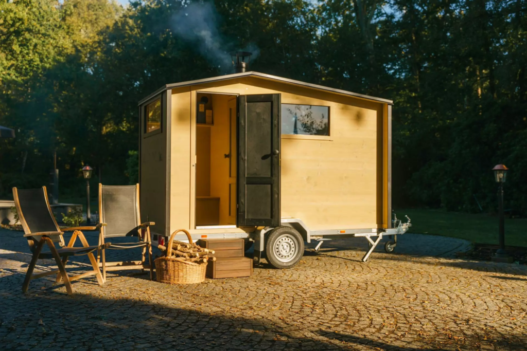Outdoor Saunas: Types, costs, and how to build the perfect nature retreat 4 lapelland mobile sauna s 1