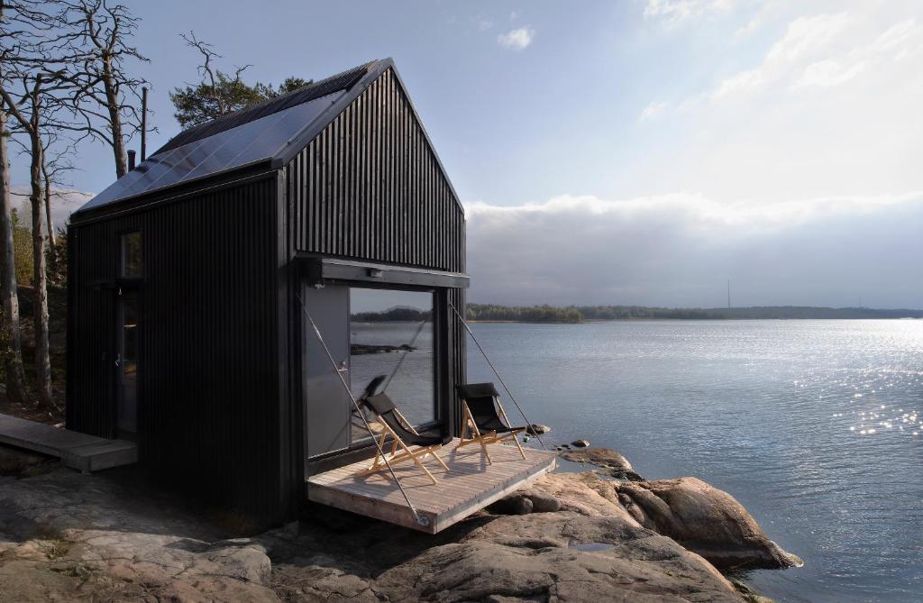Majamaja offgrid-cabin in the finnish archipelago